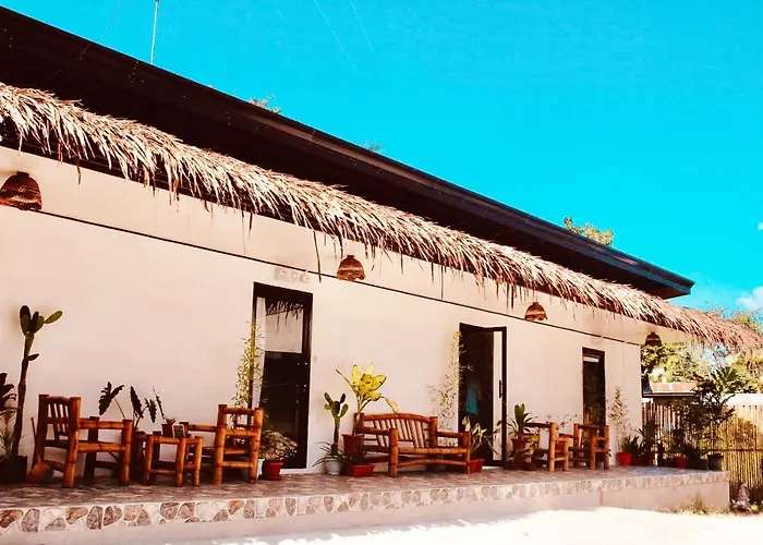 The Hangover Hostel Moalboal